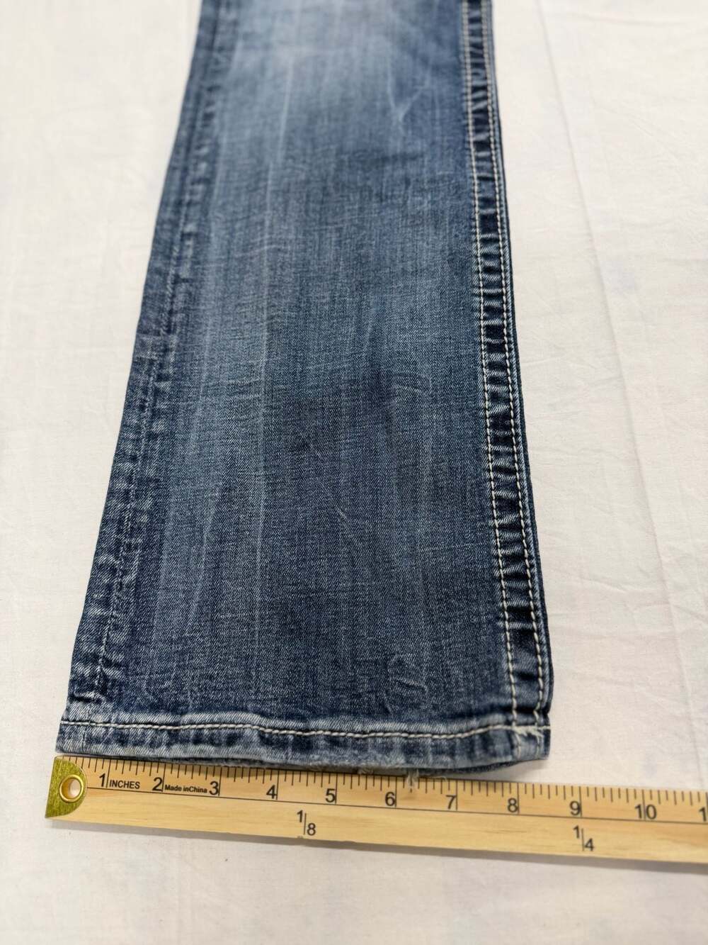 Miss Me Relaxed Bootcut Jeans Size 31 - Picture 3 of 7